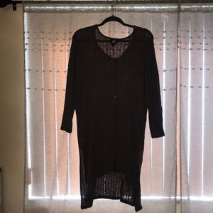 Light and long cardigan